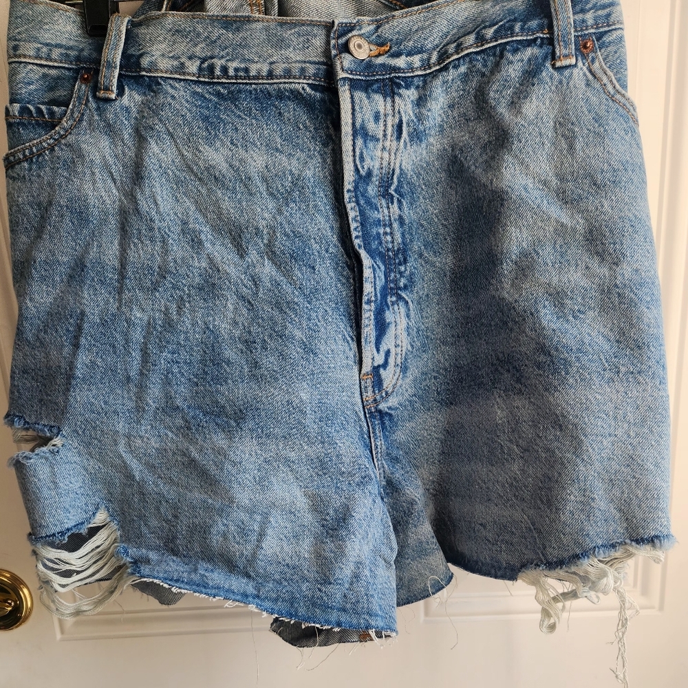 NWOT Old Navy Size 28 Distressed Sky High A Line With Secret Smooth Pockets